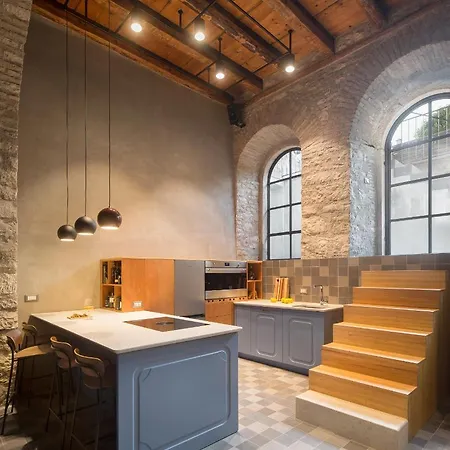 Vincent House Pula