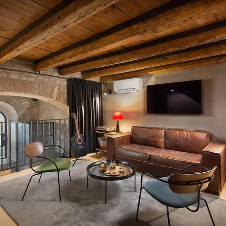 Apartament Vincent House *