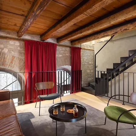 Vincent House Apartament