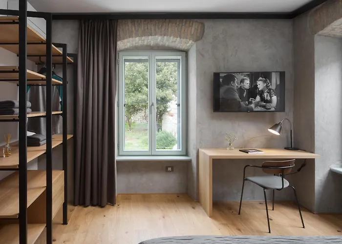 Vincent House Apartmán *